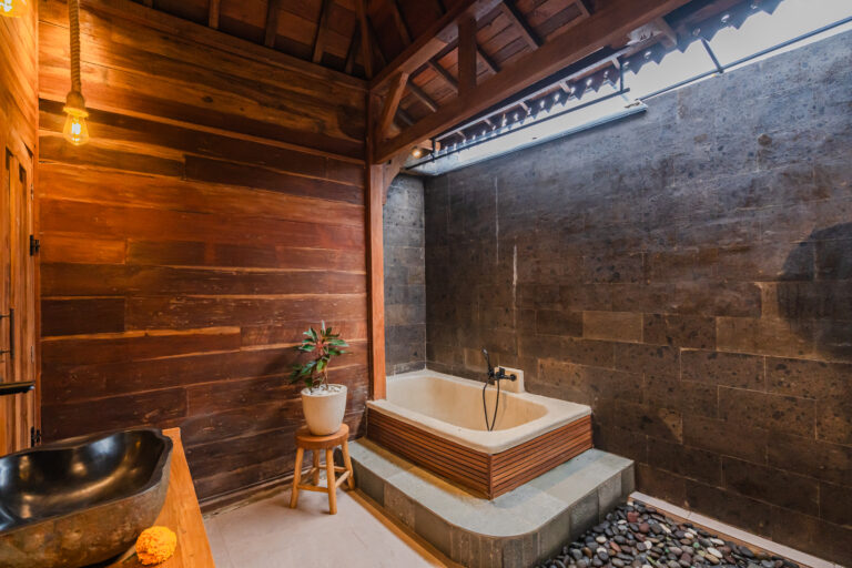 Garis laksmi kayu by madhava villas (4)